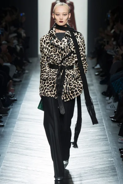 Look 6